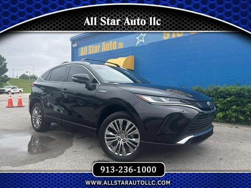 BLACK 2021 Toyota Venza XLE
