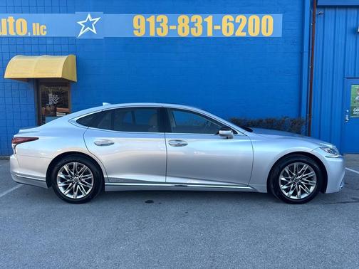 2018 Lexus LS 500h Base