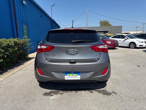 2017 Hyundai Elantra GT Base