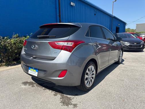 2017 Hyundai Elantra GT Base