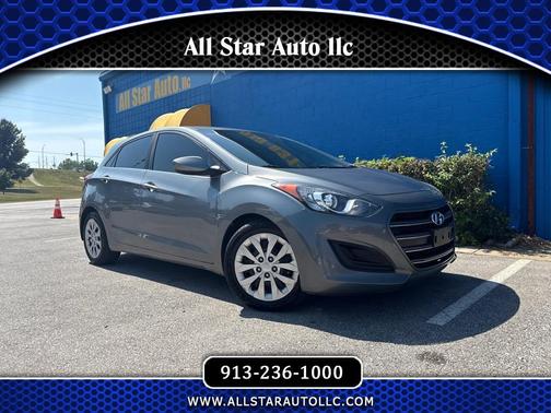 2017 Hyundai Elantra GT Base
