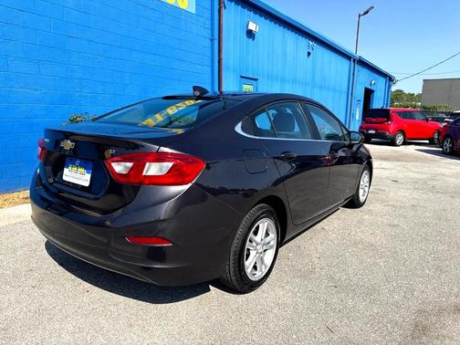 2016 Chevrolet Cruze LT Auto