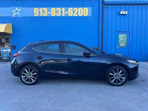 2018 Mazda Mazda3 Touring