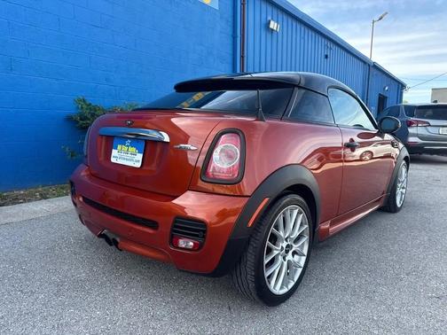 ORANGE 2012 MINI Cooper S Base
