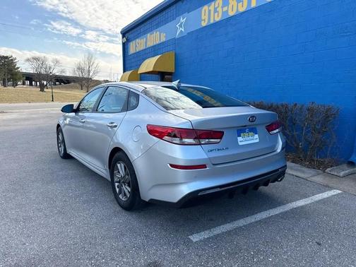 2020 Kia Optima LX