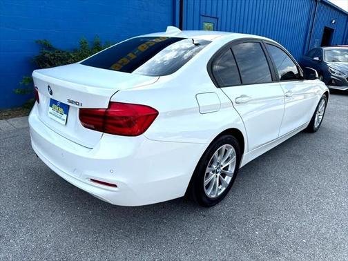 2017 BMW 320 i