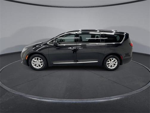 2020 Chrysler Pacifica Touring-L