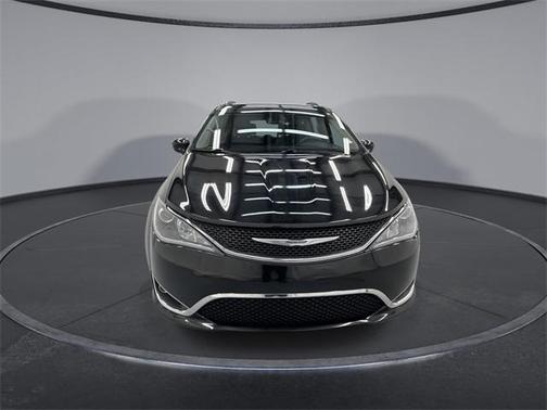 2020 Chrysler Pacifica Touring-L