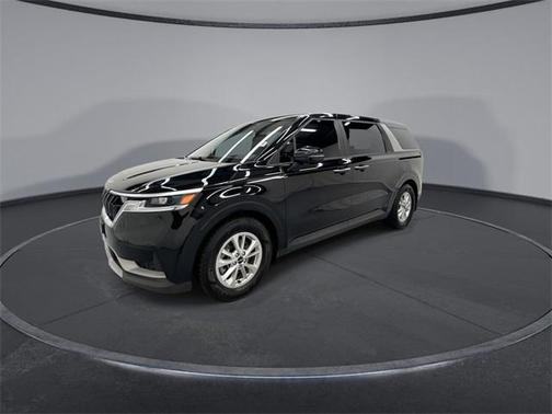 2022 Kia Carnival LXS