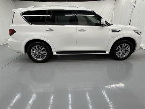 2018 INFINITI QX80 Base