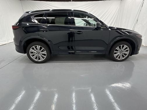 2022 Mazda CX-5 Signature