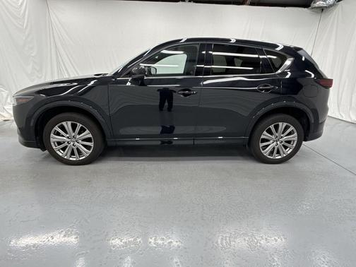 2022 Mazda CX-5 Signature