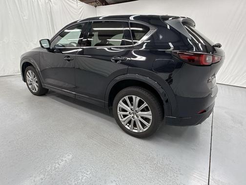 2022 Mazda CX-5 Signature