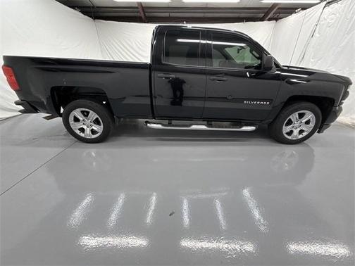 2017 Chevrolet Silverado 1500 Custom