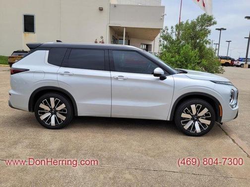 2025 Mitsubishi Outlander SEL