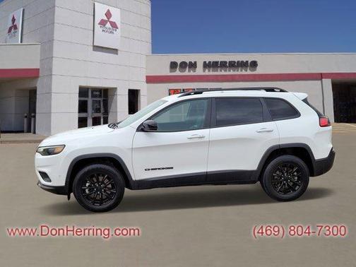 2023 Jeep Cherokee Altitude Lux