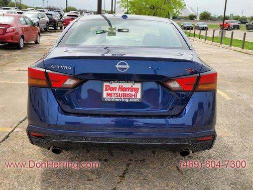 2023 Nissan Altima 2.5 SR