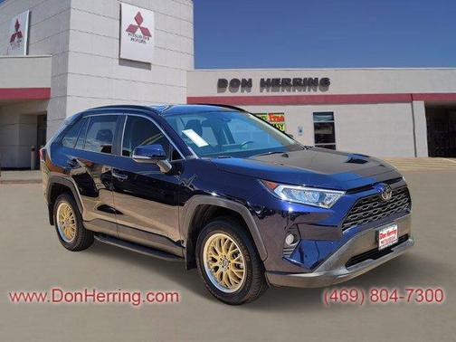 2020 Toyota RAV4 XLE