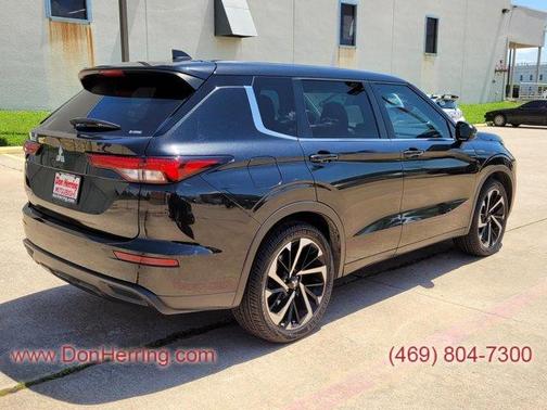 2022 Mitsubishi Outlander ES