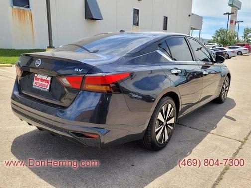 2021 Nissan Altima 2.5 SV