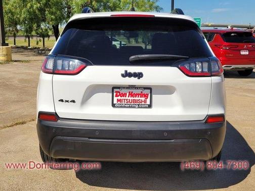 2023 Jeep Cherokee Altitude Lux