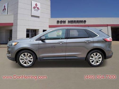 2022 Ford Edge Titanium