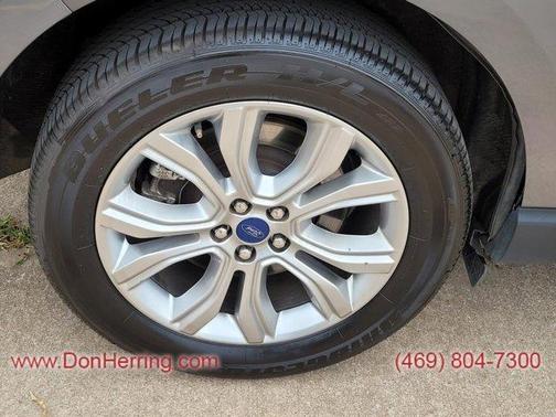 2022 Ford Edge Titanium