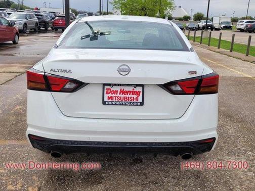2023 Nissan Altima 2.5 SR