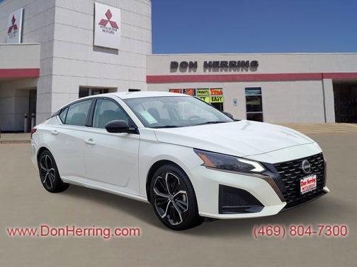2023 Nissan Altima 2.5 SR