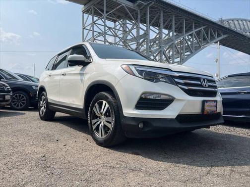 2017 Honda Pilot EX
