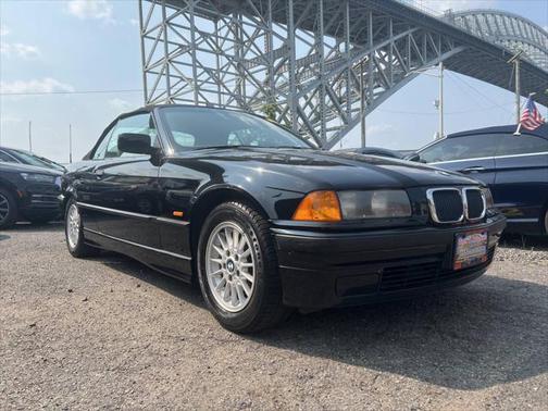 1999 BMW 323 i