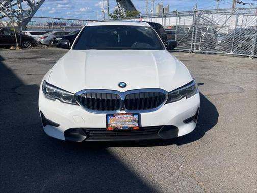 2019 BMW 330 i