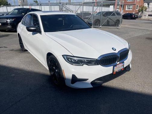 2019 BMW 330 i