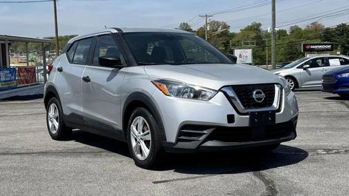 Silver 2020 Nissan Kicks S