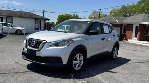2020 Nissan Kicks S