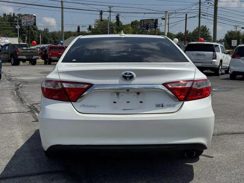 2016 Toyota Camry Hybrid XLE
