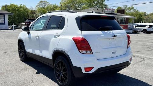 White 2021 Chevrolet Trax LT