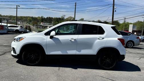 White 2021 Chevrolet Trax LT