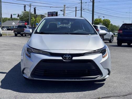 Silver Sky Metallic 2024 Toyota Corolla LE