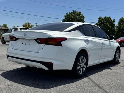 White 2020 Nissan Altima S FWD