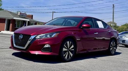 Red Alert 2021 Nissan Altima 2.5 SV
