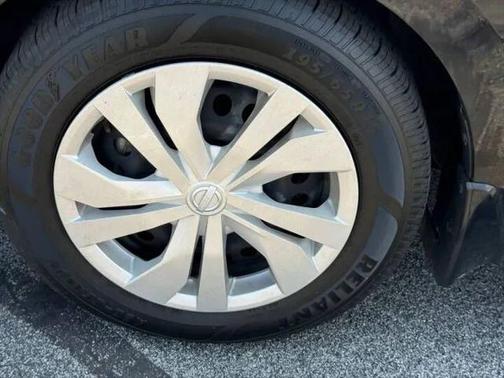2020 Nissan Versa 1.6 S