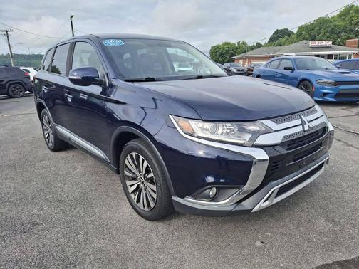 2019 Mitsubishi Outlander SE