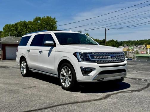 Silver 2018 Ford Expedition Max Platinum