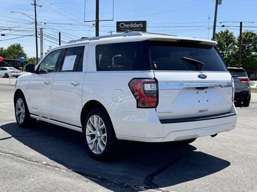 Silver 2018 Ford Expedition Max Platinum