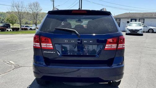 Dkblue 2020 Dodge Journey SE Value