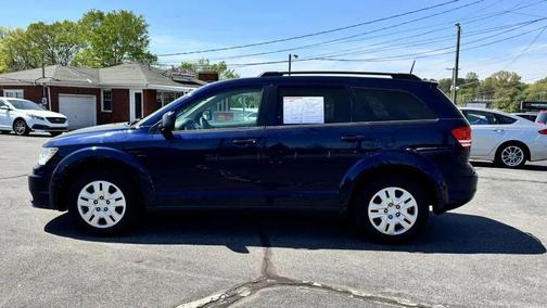 Dkblue 2020 Dodge Journey SE Value