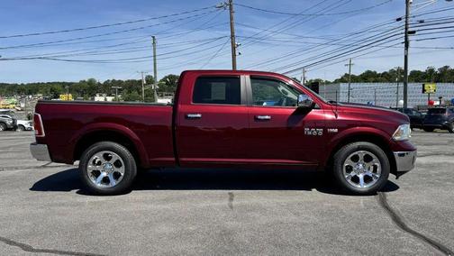 Burgnd 2016 RAM 1500 Laramie