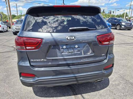 2020 Kia Sorento S