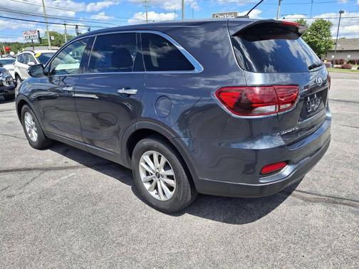 2020 Kia Sorento S
